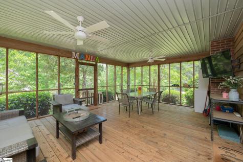 606 Mountain View Road Williamston SC 29697