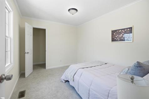 220 Owens Circle Anderson SC 29625