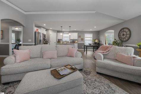128 Double Creek Drive Gaffney SC 29341