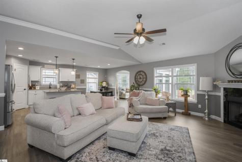 128 Double Creek Drive Gaffney SC 29341