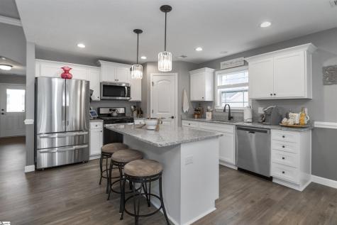 128 Double Creek Drive Gaffney SC 29341