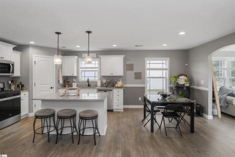 128 Double Creek Drive Gaffney SC 29341