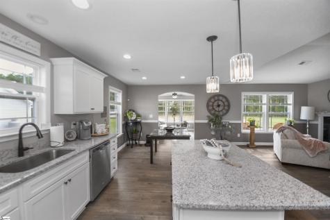 128 Double Creek Drive Gaffney SC 29341