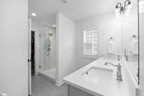 7 Logan Knoll Lane Greenville SC 29607