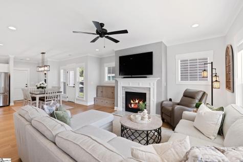 7 Logan Knoll Lane Greenville SC 29607