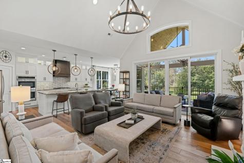 17 Joan Drive Taylors SC 29687