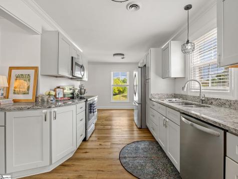 108 Churchill Avenue Greer SC 29651