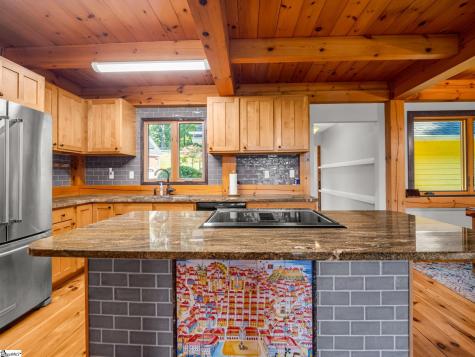 1050 Hunting Country Road Tryon NC 28782