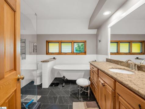 1050 Hunting Country Road Tryon NC 28782