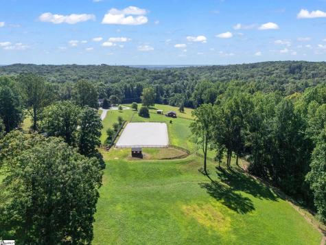 1050 Hunting Country Road Tryon NC 28782