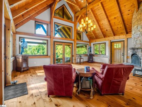 1050 Hunting Country Road Tryon NC 28782