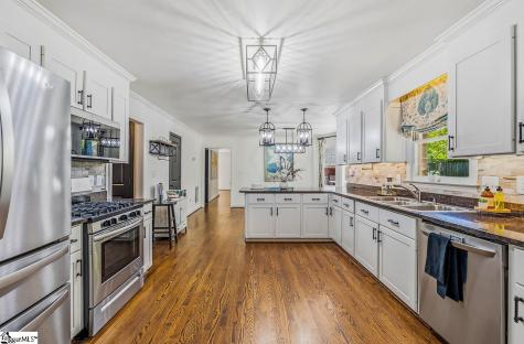 131 Woodridge Drive Spartanburg SC 29301