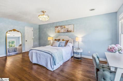 131 Woodridge Drive Spartanburg SC 29301