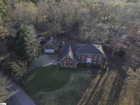 131 Woodridge Drive Spartanburg SC 29301