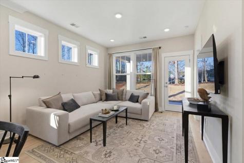 1 Thurlow Court Greenville SC 29615