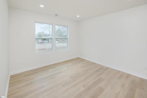 325 Hillcrest Circle Anderson SC 29624