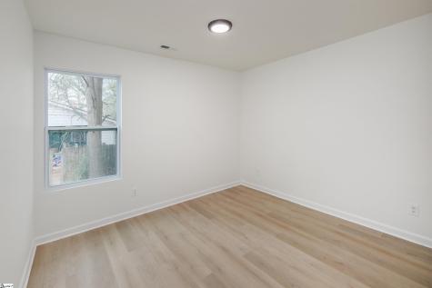 325 Hillcrest Circle Anderson SC 29624