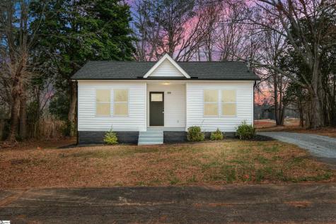 325 Hillcrest Circle Anderson SC 29624