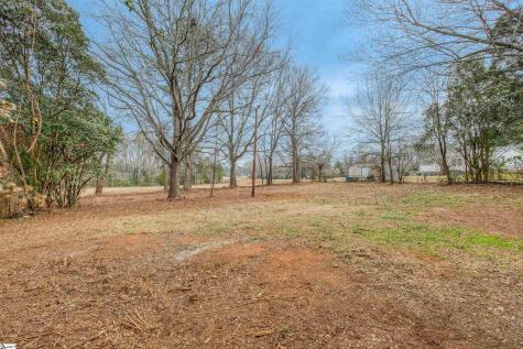 325 Hillcrest Circle Anderson SC 29624