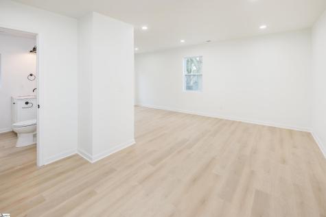 325 Hillcrest Circle Anderson SC 29624