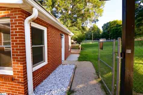 139 Ashmore Avenue Gaffney SC 29340