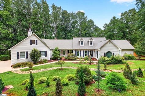 205 Cove Harbor Court Taylors SC 29687