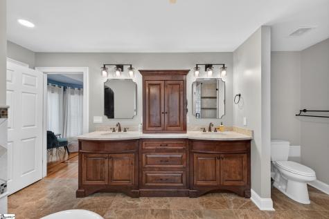 205 Cove Harbor Court Taylors SC 29687
