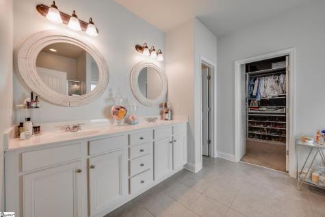 95 Grand River Lane Simpsonville SC 29681