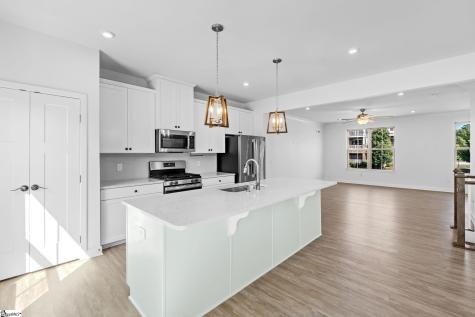 18 Eagle Field Lane Greenville SC 29607