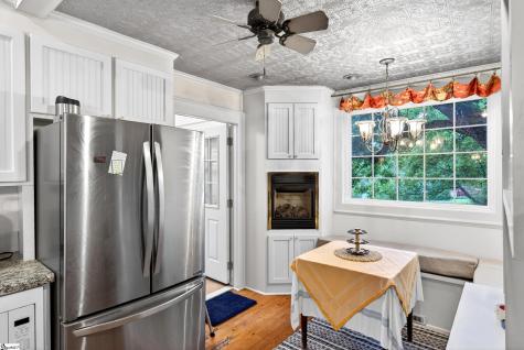 2471 Holly Springs Road Inman SC 29349