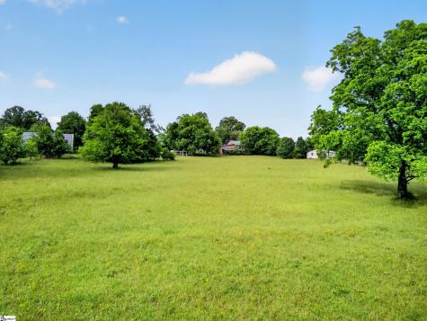 2471 Holly Springs Road Inman SC 29349