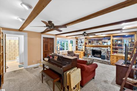 2471 Holly Springs Road Inman SC 29349