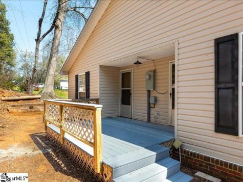 1028 Pinelake Drive Anderson SC 29689