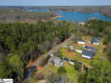 1028 Pinelake Drive Anderson SC 29689