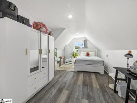 15 Julian Avenue Greenville SC 29611