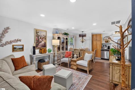 38 Kimbell Court Greenville SC 29617