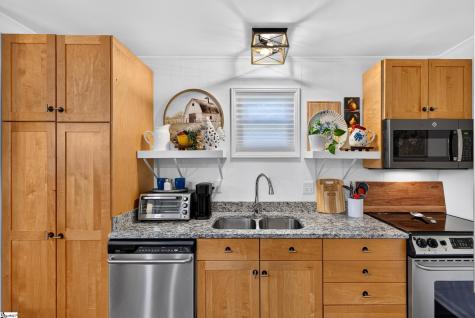 38 Kimbell Court Greenville SC 29617