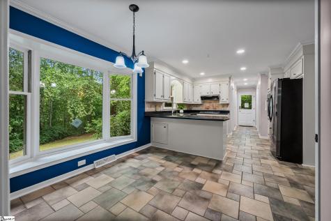 30 Tugaloo Bluff Road Travelers Rest SC 29690