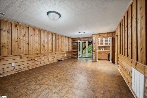 30 Tugaloo Bluff Road Travelers Rest SC 29690
