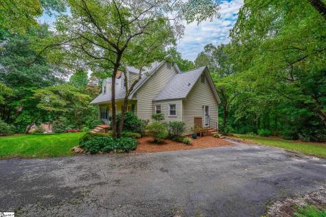 30 Tugaloo Bluff Road Travelers Rest SC 29690