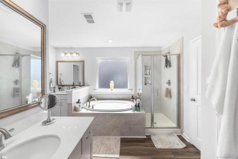 322 Valley Oak Drive Belton SC 29627