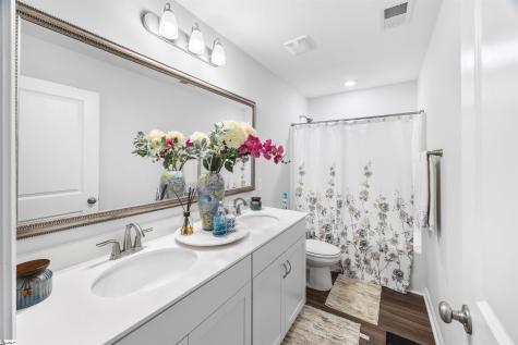 322 Valley Oak Drive Belton SC 29627