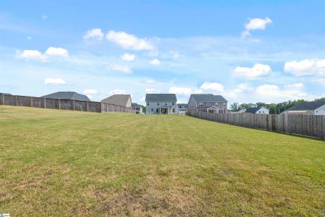 322 Valley Oak Drive Belton SC 29627