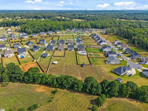 322 Valley Oak Drive Belton SC 29627