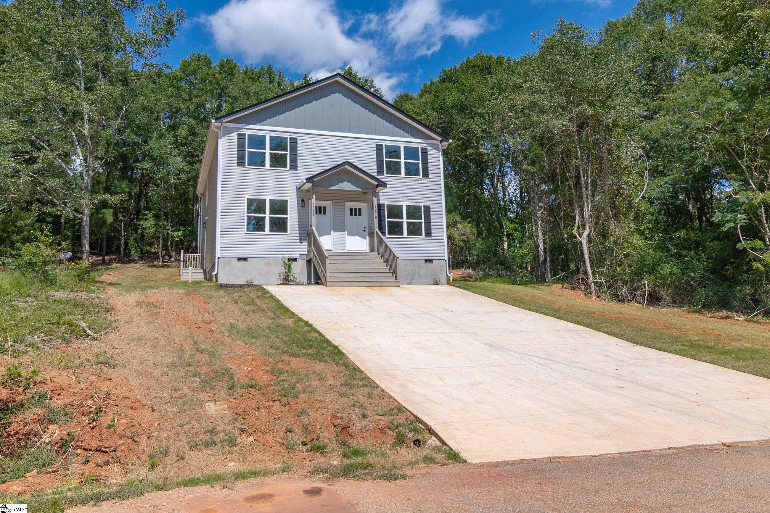 121 A & B Brookmeade Drive Anderson SC 29621