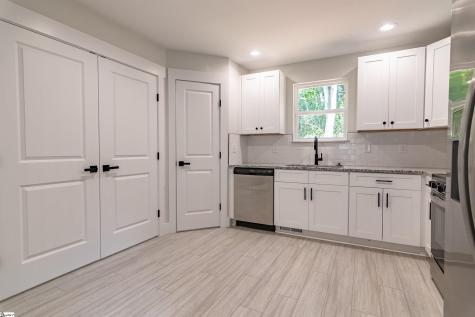 121 A & B Brookmeade Drive Anderson SC 29621