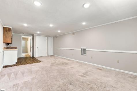 4 Riverview Drive Greenville SC 29611