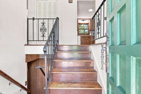4 Riverview Drive Greenville SC 29611