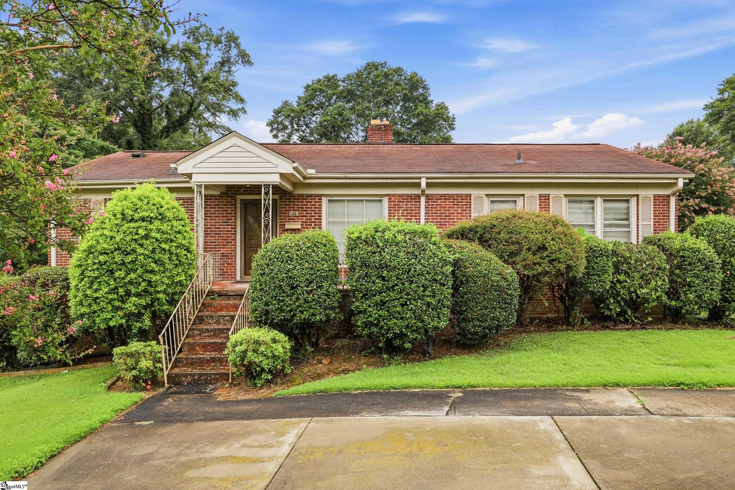 126 W Circle Avenue Greenville SC 29607