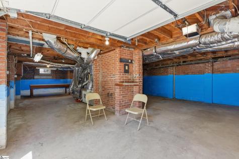 126 W Circle Avenue Greenville SC 29607